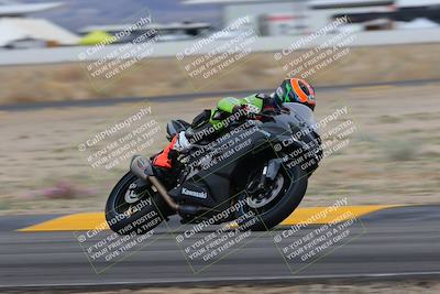 media/Jan-14-2023-SoCal Trackdays (Sat) [[497694156f]]/Turn 4 Set 2 (1030am)/